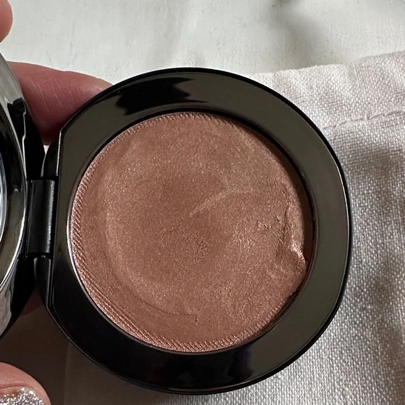 Westman Atelier Super Loaded Highlighter - Peau de Peche - Picture 5 of 9